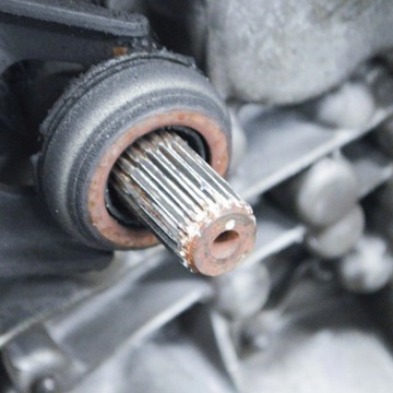 фото thumb №7, Peugeot 208 2014 механическая 6-ступенчатая коробка передач коробки передач