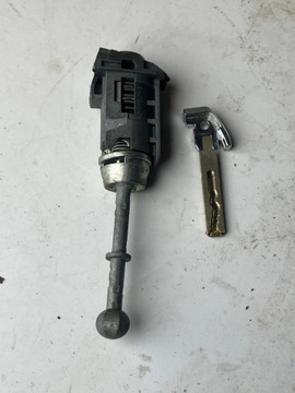 фото thumb №2, Вставка замка жало ключа citroen c4 picasso ii