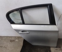 фото thumb №1, Bmw e87 дверь правые зад титан серебро