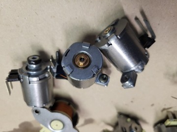 фото thumb №10, Клапан мехатроніка коробки dsg vw passat b8 4x4 golf skoda superb iii 3v оригінальний номер