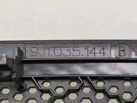 фото thumb №6, Porsche taycan 9j1 2021 права сторона накладка динаміка двері передніх