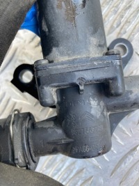 фото thumb №2, Клапан насоса воды peugeot e-2008 ii 19-