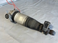 фото thumb №1, Audi q7 4l 4.2 амортизатор лівий задня 7l8616019a