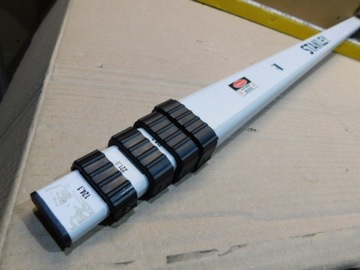 Телескопическая нивелирная рейка AR51 Stanley