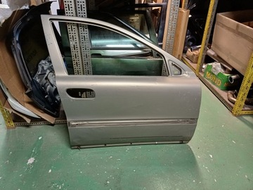 фото thumb №1, Двері volvo s60 v70 xc70 2000- перед праві
