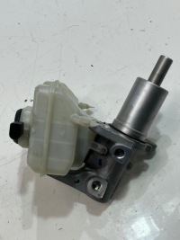 фото thumb №1, Насос гальмівна audi a8 d4 4.0 tfsi