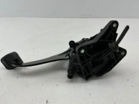 Mercedes-benz a w176 2016 педаль сцепления Недорого, фото thumb