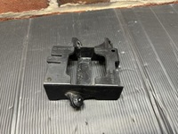 фото thumb №1, Mercedes w221 кронштейн радара a2218850467