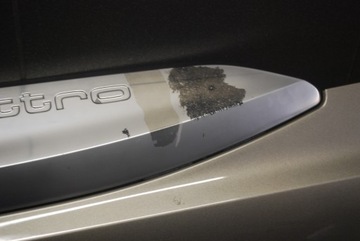 фото thumb №12, Нижня планка двері лівий зад audi q7 4m0853969b