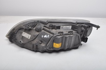 фото thumb №8, Volvo v40 ii лампа правая передняя правые перед 31420010