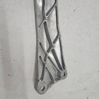 Купить Кронштейн кронштейн верхний tesla model s plaid 2022r 1420568-00-a, фото thumb