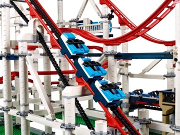 LEGO CREATOR 10261 — АМЕРИКАНСКИЕ ГОРКИ