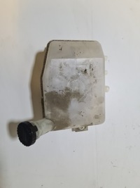 фото thumb №1, Maxity cabstar 07- бак жидкость тормозной