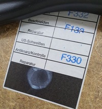 фото thumb №9, Оббивка боковина праві перед mercedes w220 європа