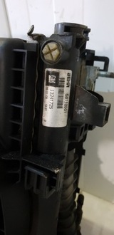 фото thumb №9, Радіаторів води кондиціонер. вентиляційний отвір. opel insignia 2,0