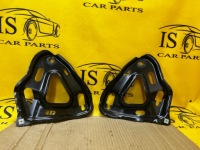 фото thumb №1, Левый кронштейн кронштейн подрамник подрамник ford kuga mk3