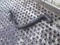 фото thumb №1, Audi a8 d2 2.5 tdi wąż шланг wody 8d0819373r