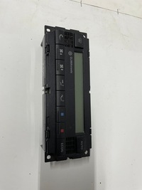 фото thumb №1, Панель кондиционера vw passat b5/fl