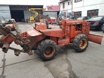 Цепной экскаватор Ditch Witch R65D 19 900 злотых нетто