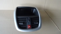 фото thumb №1, Peugeot 207 решётка обдув средняя 9650068177
