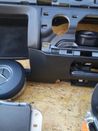 фото thumb №16, Mercedes a-klasa w177 торпедо подушки ремни оригинал amg белая нитка