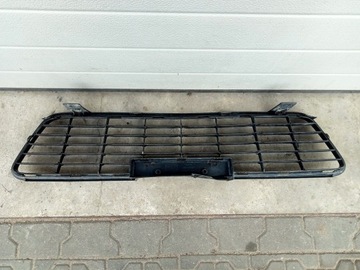фото thumb №9, Toyota hilux viii 15- решітка середня бампера перед 53112-0k130