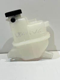 фото thumb №1, Lexus ux бачок расширительный