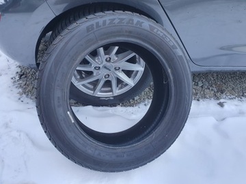 Bridgestone Blizzak LM-32 205/55R16 91 H