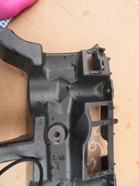 фото thumb №11, Espace v направляющая бампера левый задняя 850450808r