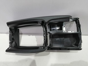 фото thumb №6, Підлокітник бардачок mercedes w204