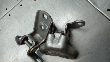 фото thumb №1, Петля лівий зад toyotas avensis t25 05r 2.0d універсал