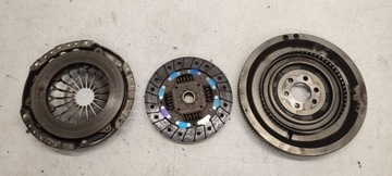 фото thumb №9, Колесо маховики сцепление диск прижим vw polo 9n 1,2 12v