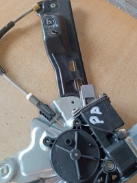 фото thumb №1, Opel insignia a kombi модуль двері 915722-103 правий перед