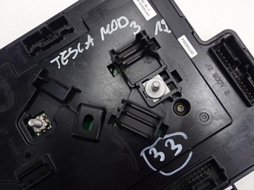 фото thumb №7, Модуль блок керування комфорту 1100340-90-h tesla модель 3 19r