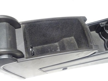 фото thumb №10, Подлокотник туннель средний решётки воздуховод зад vw passat b6 3c0 3c0863319l