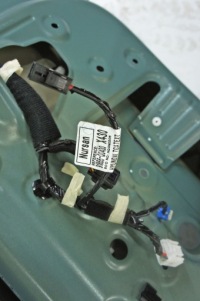 фото thumb №11, Rx007 hyundai bayon крышка багажника мангровый зеленый металлик mg2 стекло