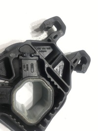 фото thumb №4, Кронштейн радіатора vw t-roc 5q0121367f