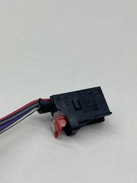 фото thumb №5, Audi volkswagen seat skoda штекер роз'єм з'єднувач + шланг 8k0972706