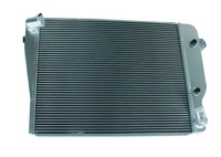 фото thumb №1, Радіаторів bmw e9 e12 e24 5 6 серія нова! автомат!!!