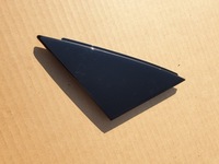 фото thumb №1, Заглушка треугольник зеркало дверь правая volvo xc40