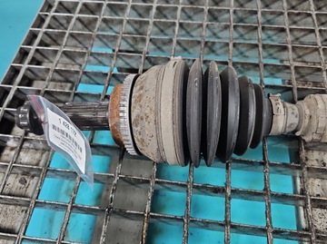 фото thumb №3, Піввісь перед ліва toyota corolla verso ii 2.2 d4d механічна коробка передач 6b
