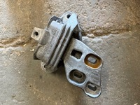 фото thumb №1, Mercedes a klasa w176 подушка кронштейн двигуна