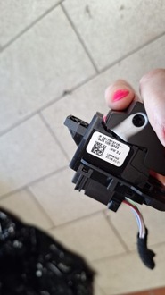 фото thumb №6, Кнопка гальма ручного renault austral оригінальний номер 251757371r