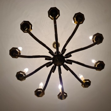 STYLOWY ŻYRANDOL MOSIĘŻNY 10-RAMIENNY,PRZEKRÓJ79CM