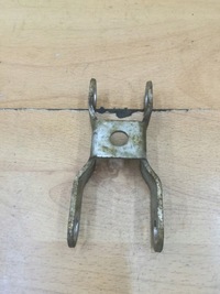 фото thumb №1, Кронштейн кронштейн двигуна volvo v70 2.4 20v