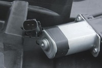 фото thumb №2, Подъемник стекла зад левый jeep liberty 2008-