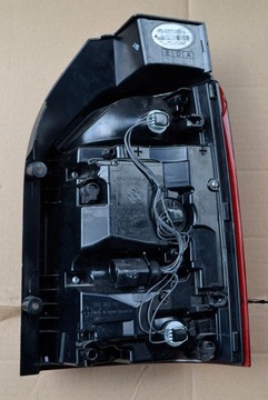 фото thumb №5, Лампа vw t6 зад led pod кришка багажника темне 7e0945207f