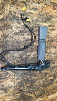 фото thumb №1, Mercedes w221 кліпса поперечина правий перед