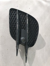 фото thumb №1, Решітка бампера права перед mercedes glc amg a253