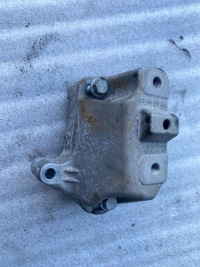 фото thumb №1, Skoda kamiq кронштейн коробки 1k0199117cf